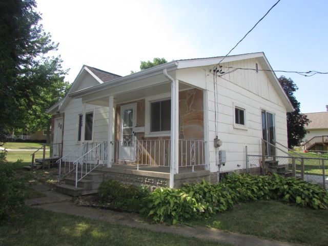 101 E Central St