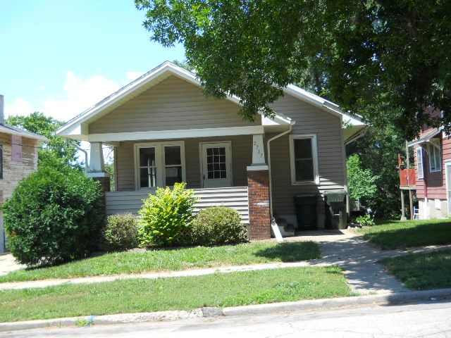 2717 Virginia St