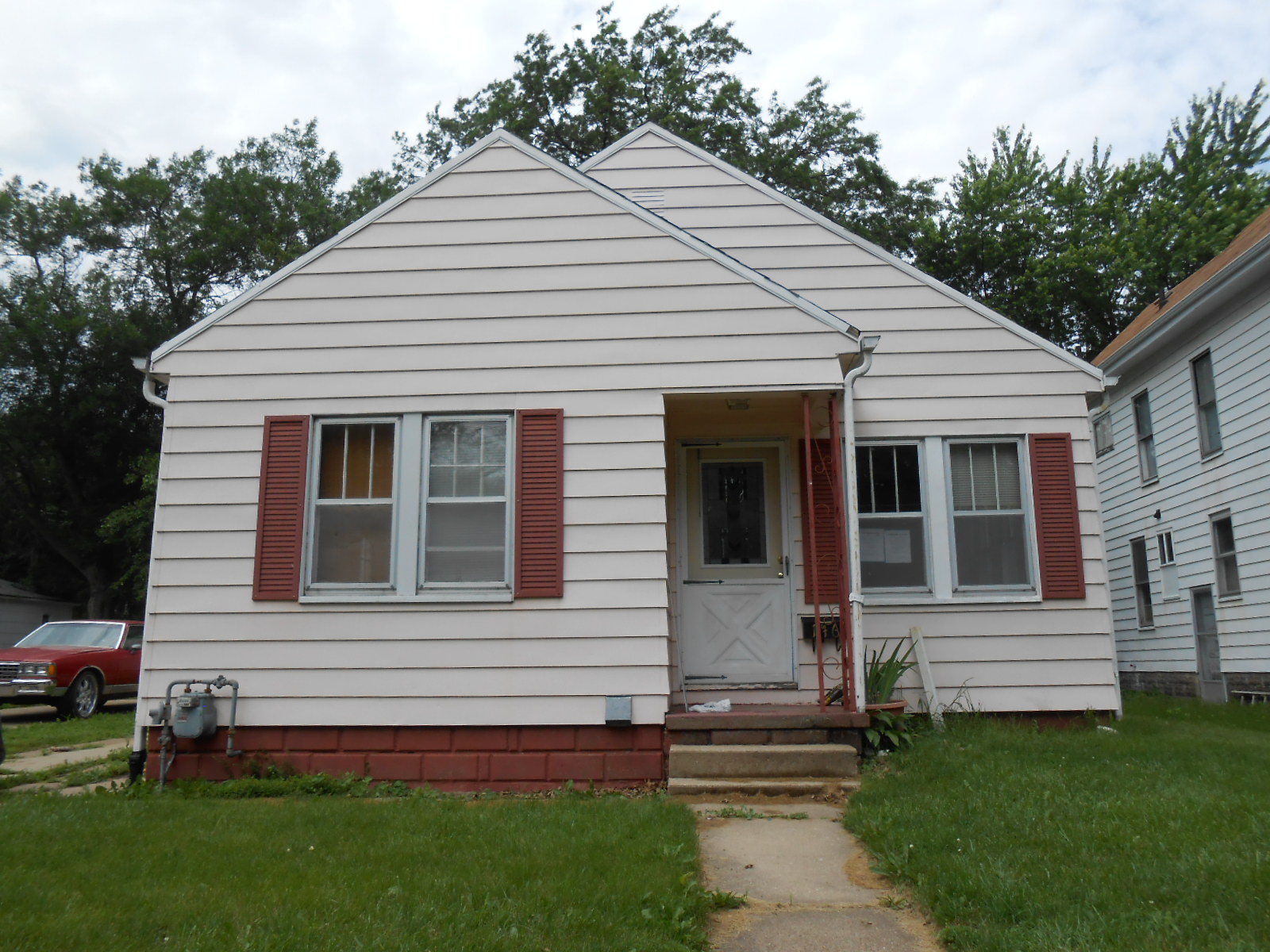 146 Linwood Avenue