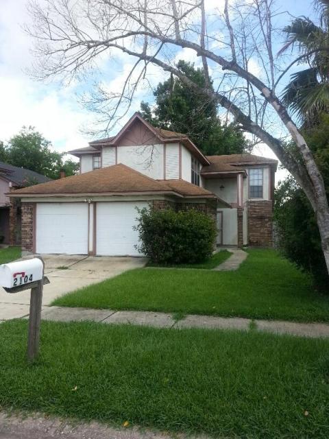 2104 Southern Oaks Drive