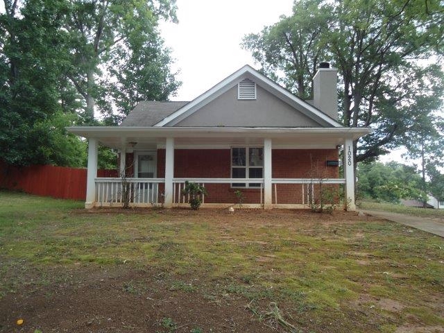 1020 Hank Aaron Dr SE