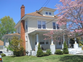 302 West Market Street
