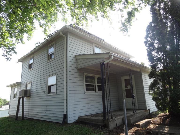 110 W Pleasant St