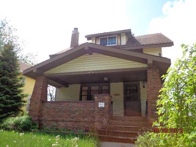 1615 4th Ave S