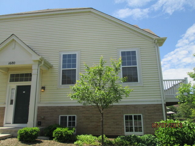 1680 Dogwood Ln