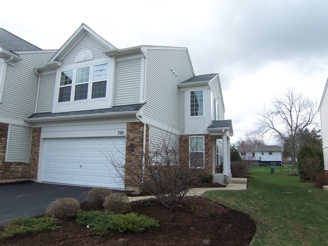 790 Pointe Dr