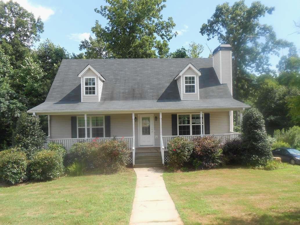 1127 Meadowview Drive