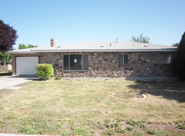 408 Shoshone Avenue
