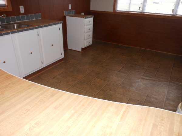 877 E US 6 #105