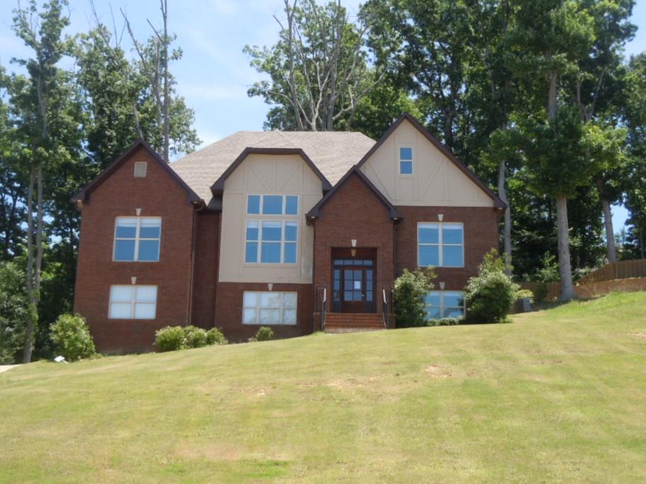 6207 Canterbury Roa