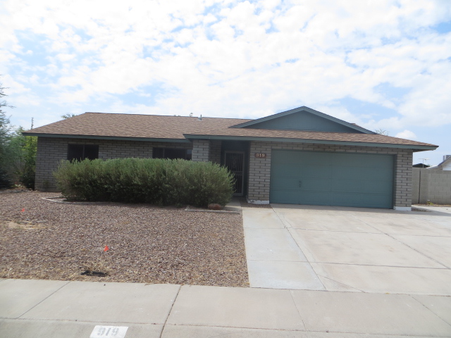 919 West Lodge Drive