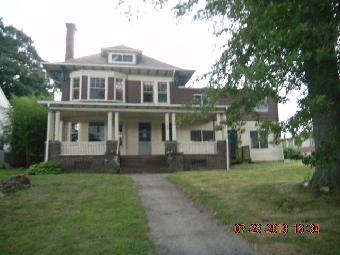 105 Howard Ave