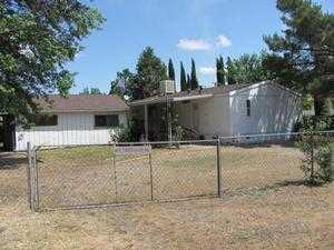 585 Almond Ln