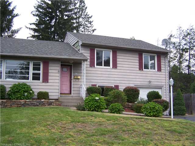 34 Clover Dr