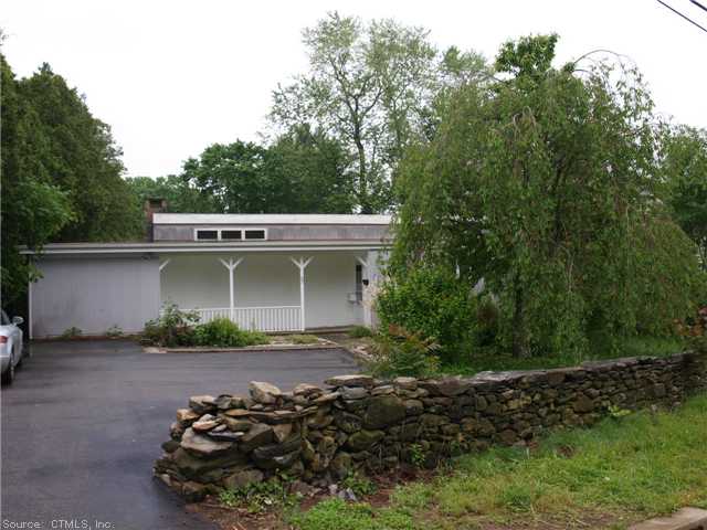 37 Ox Hill Rd