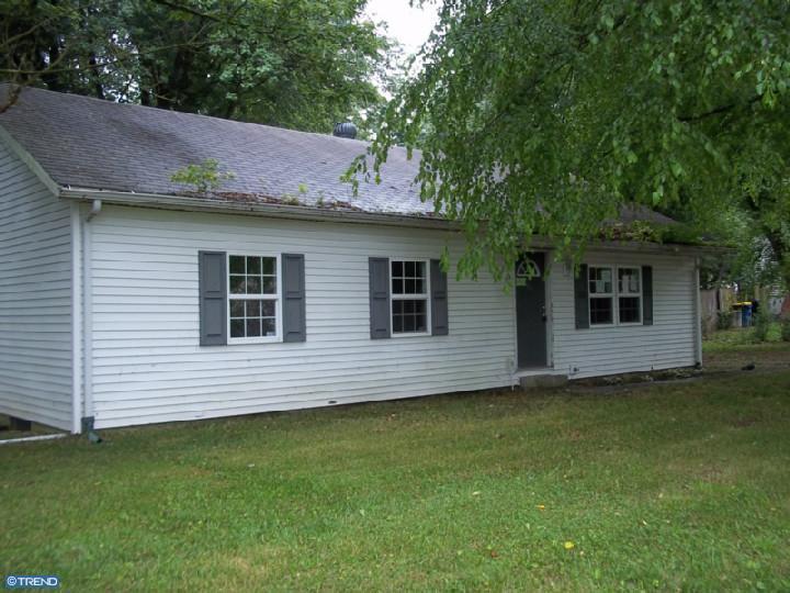 90 Sumac Dr