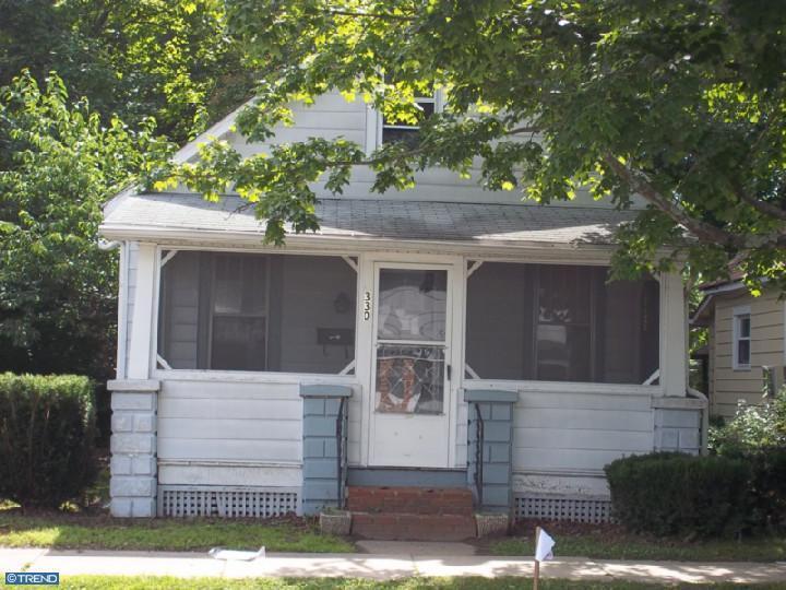 330 N Governors Ave