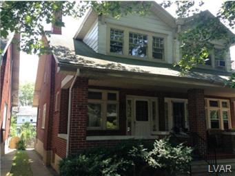 1212 Lorain Ave