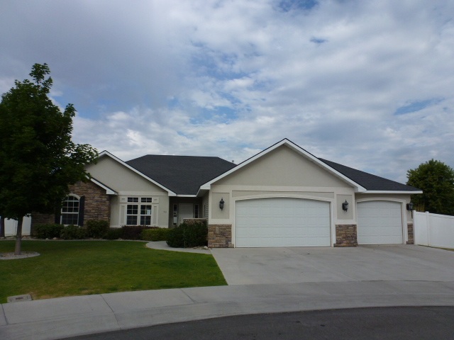 743 Suncrest Court