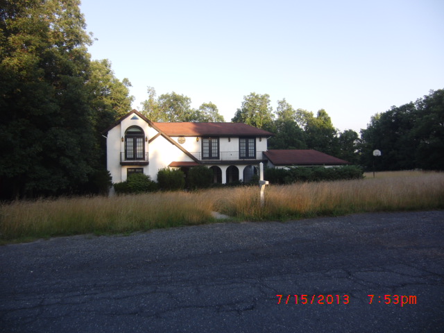 1058 Bishop Walsh Rd