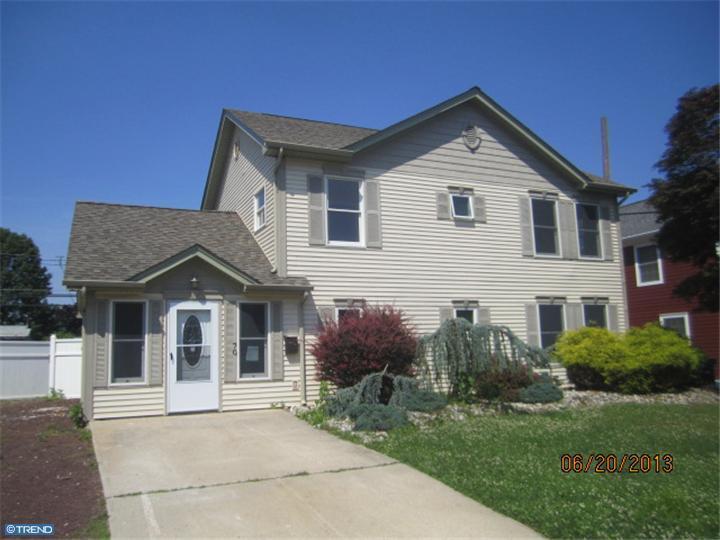 70 Hollyhock Ln