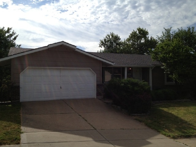 1427 Glenlea Dr