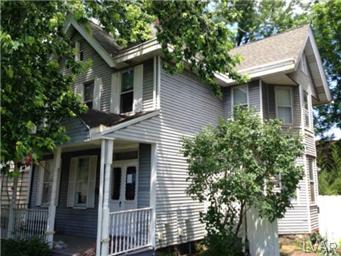 1209 Bushkill St