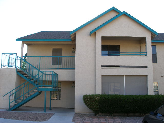 5221 Lindell Road Unit 201