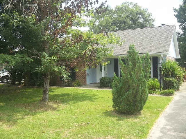 18338 Autumn View Dr