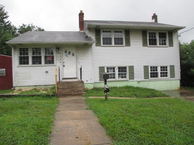 1312 Dewson Ln