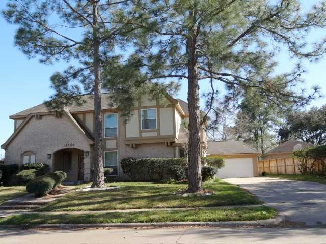 11803 Carriage Hill Dr