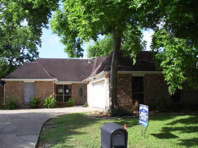 13819 Walnut Hollow Ln