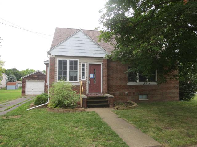120 Niles St S