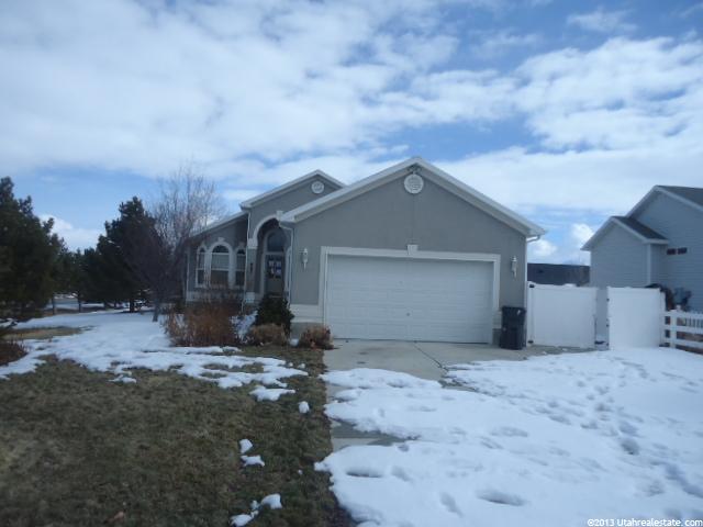 867 Poplar Ln