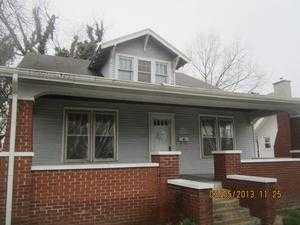 1220 Cedar St