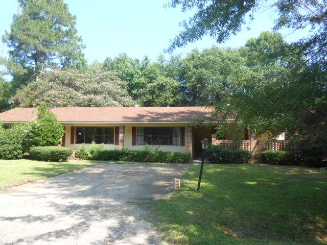 104 Lori Ln