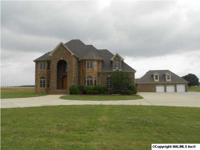 135 Dixieland Dr