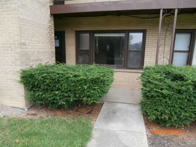 41 King Arthur Ct Apt 2