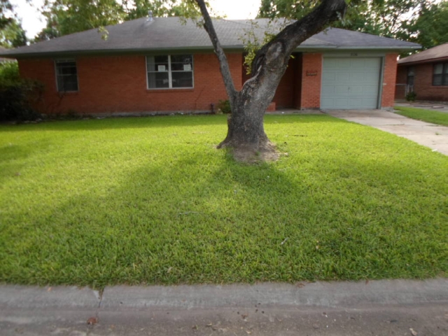 2126 Hickory Lane