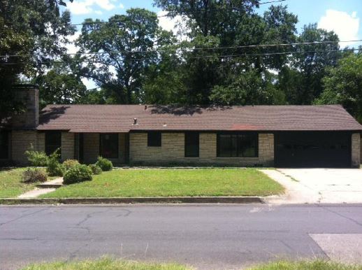 1221 Sycamore Ave