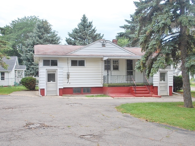 1442 Natalie Dr
