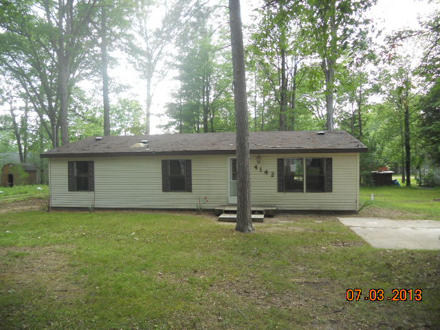 4142 Grant Rd
