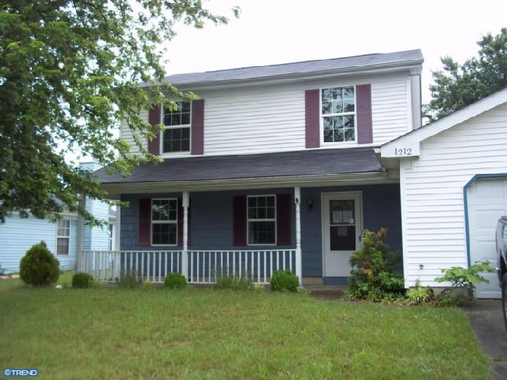 1212 Woodrow Ct