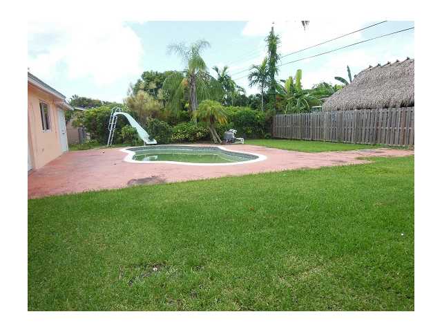 5701 SW 109 AV