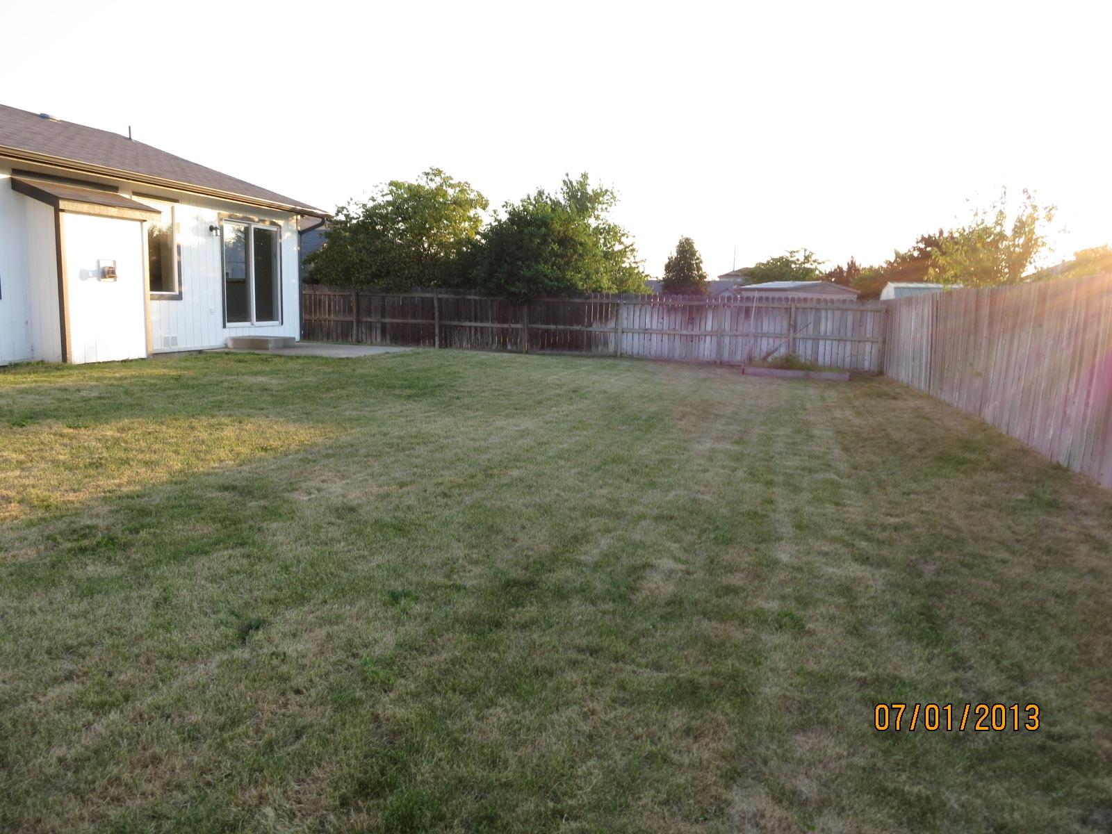 1429 W Tanager Ave
