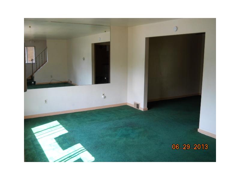 4319 Upview Ter