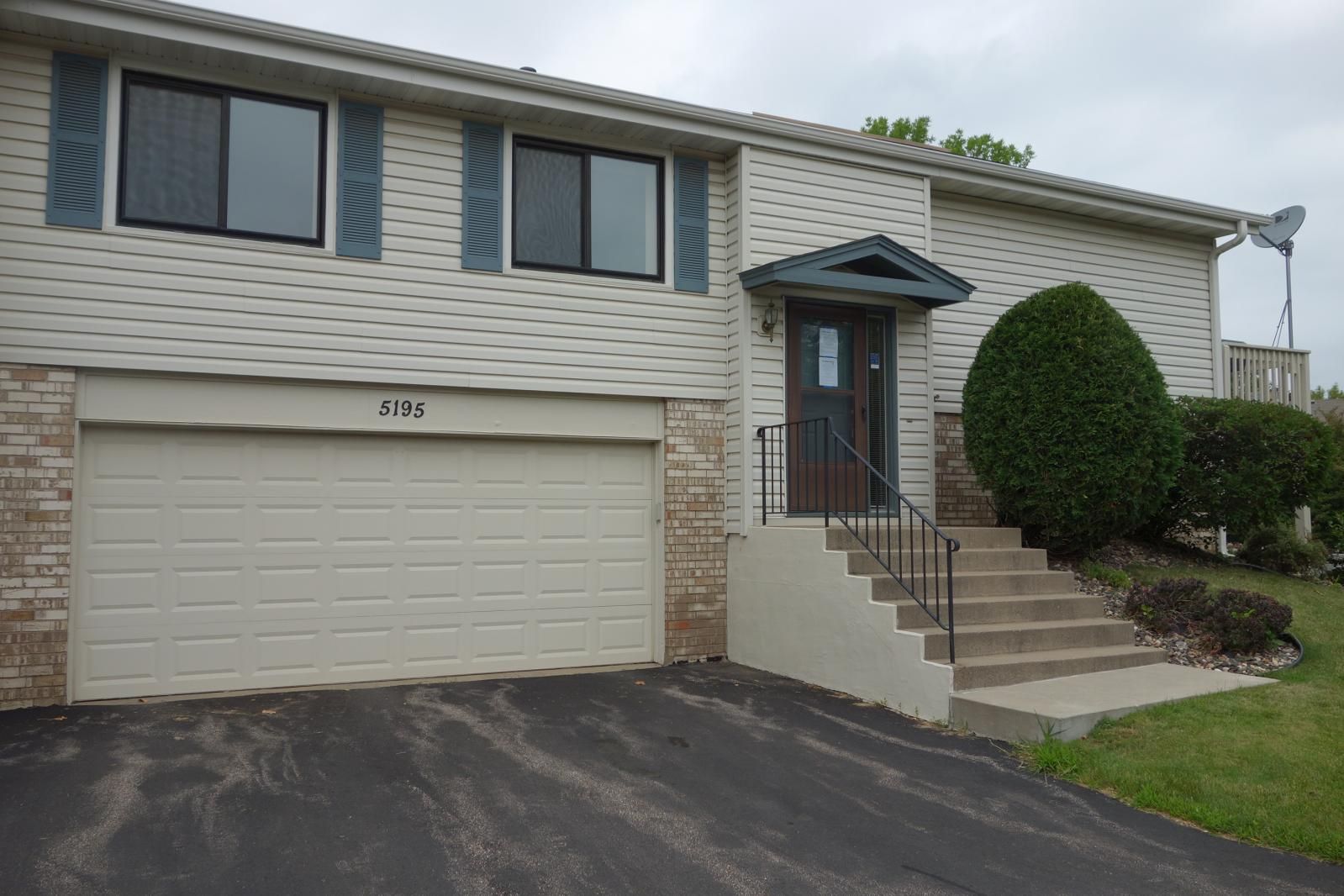 5195 Beachside Dr