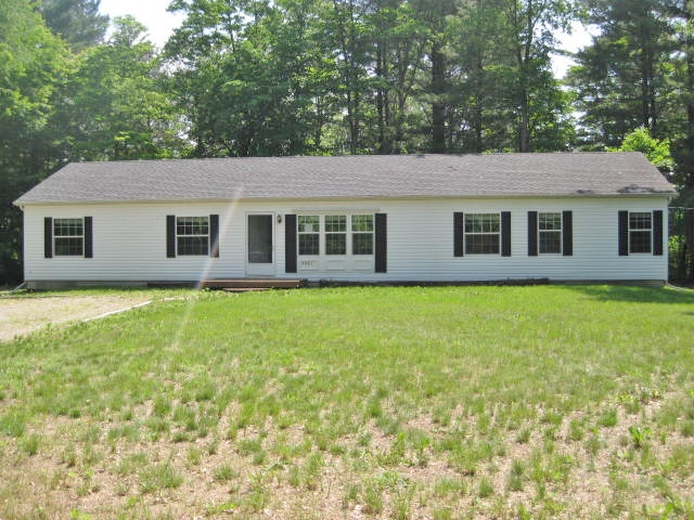 2461 Sarossy Lake Rd