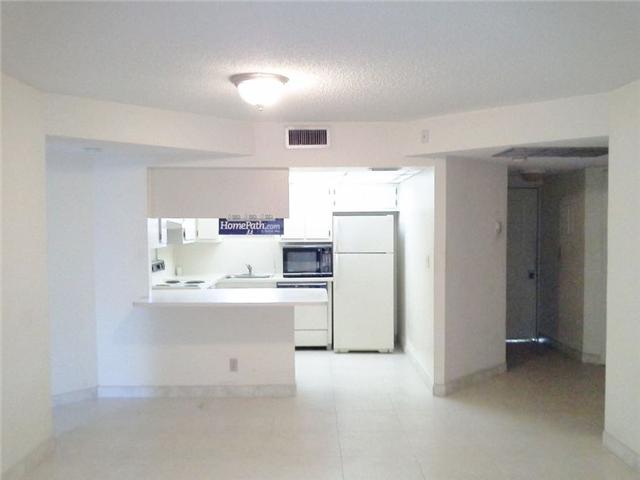 8290 LAKE DR # 317