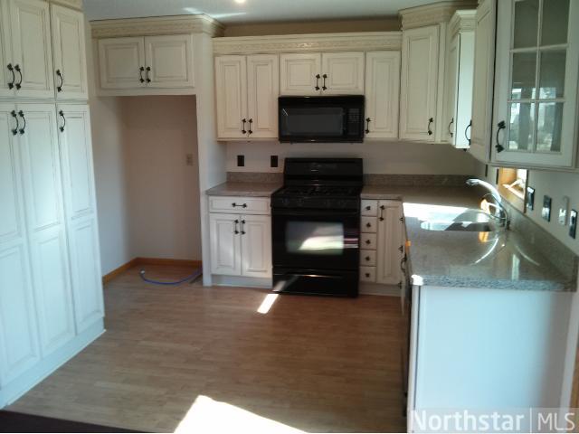 10615 Opal St Ne